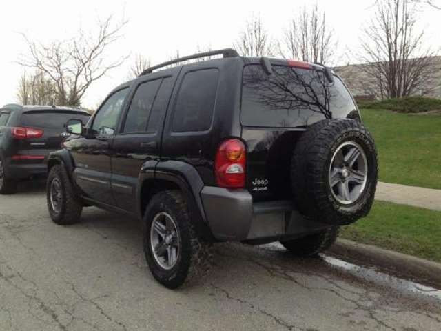 2004 Jeep Liberty 4dr Sport 4WD SUV